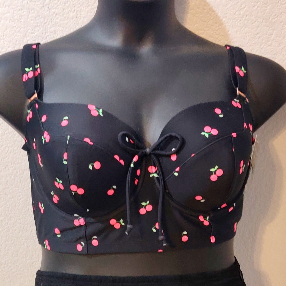🪅🪅Smart & Sexy Cherries Swim Suit Top - Picture 3 of 10